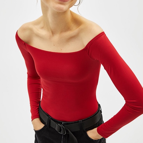 Red long sleeve off the shoulder body suit - Picture 1 of 6